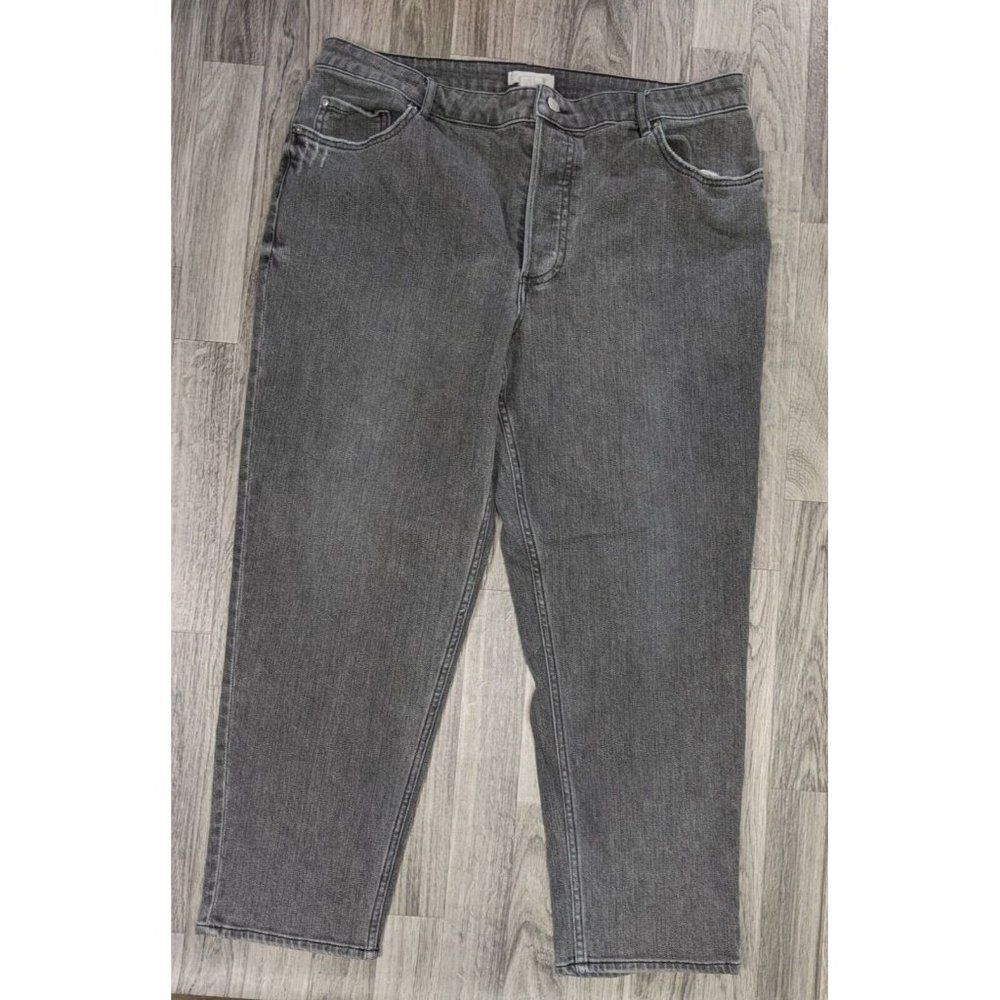 (3/$35) H&M Size 16 Pockets Button Fly Distressed Cropped Grey‎ Denim Jeans